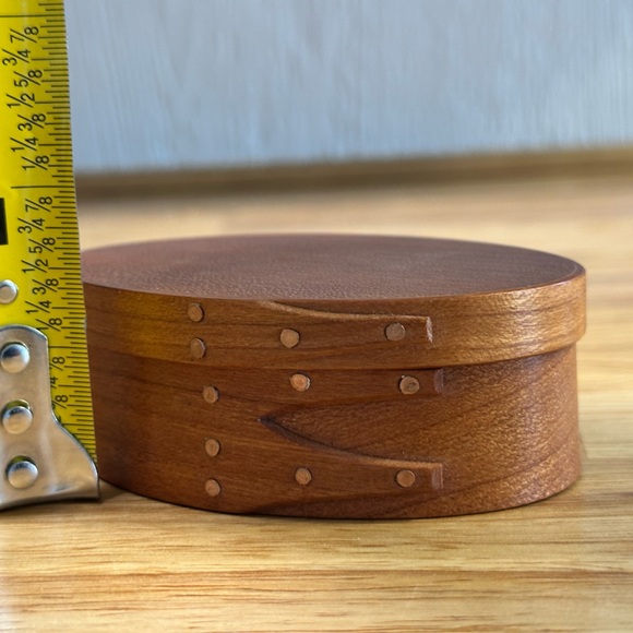 Mini Shaker box by Orleans Carpenter - Picture 3 of 6